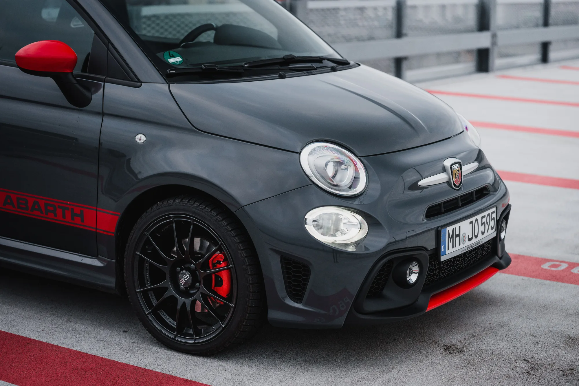 OZ Racing Ultraleggera on Abarth 500 312 (2008-2014), photo 11