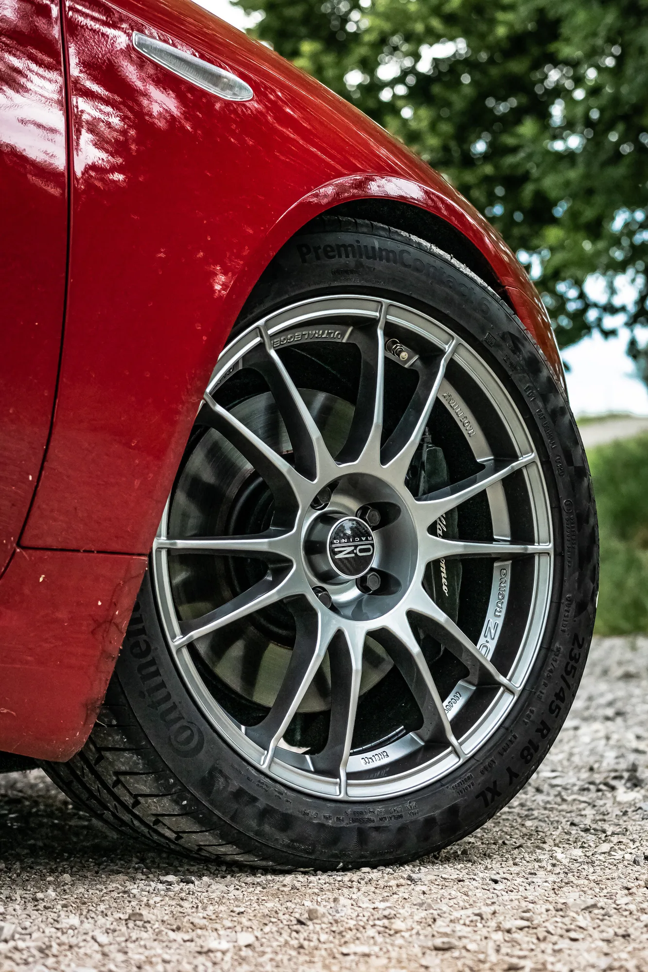 OZ Racing Ultraleggera on Alfa Romeo Spider 939 (2006), photo 9
