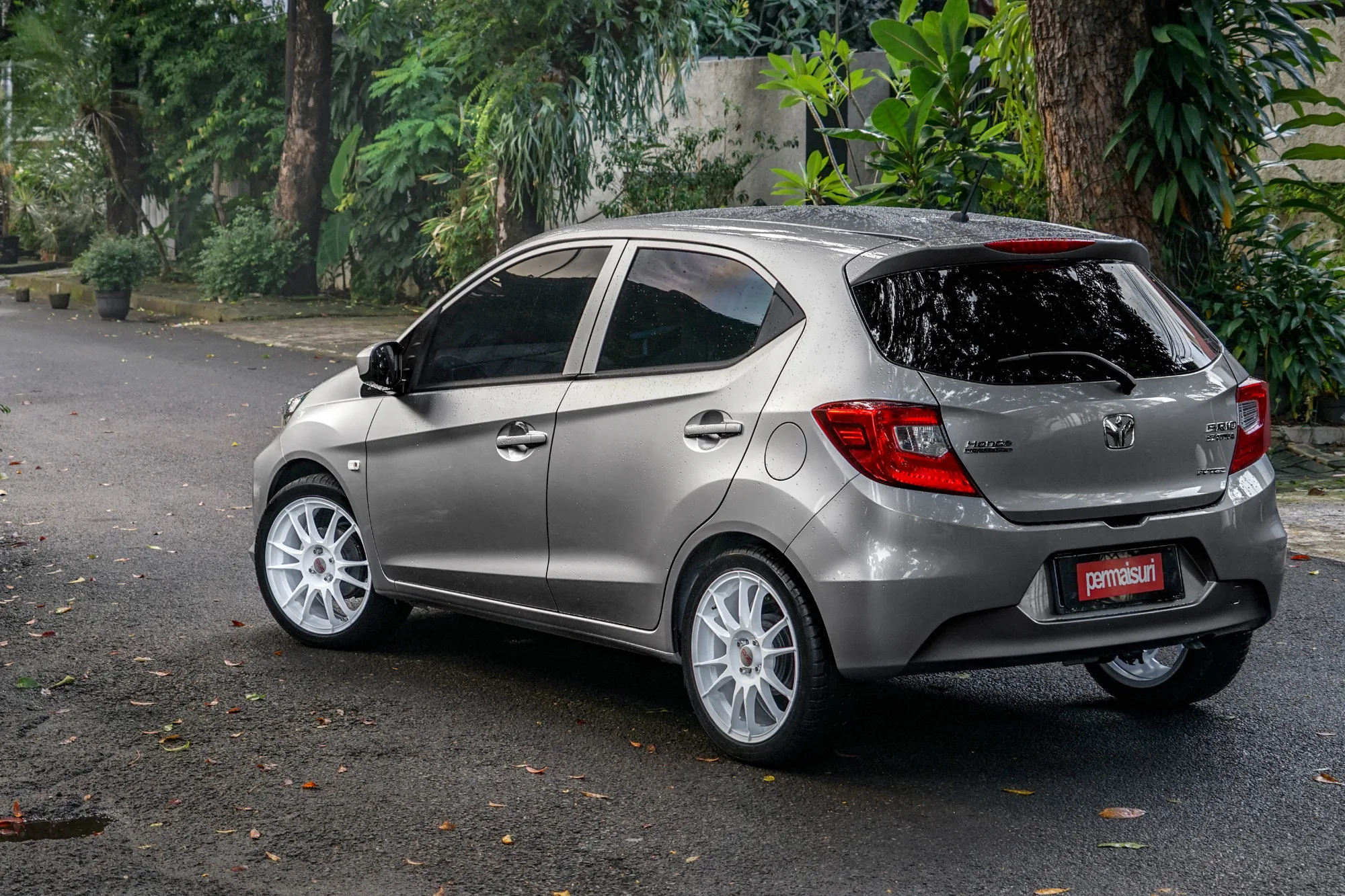 OZ Racing Ultraleggera on Honda Brio 2nd gen (DD1), photo 11