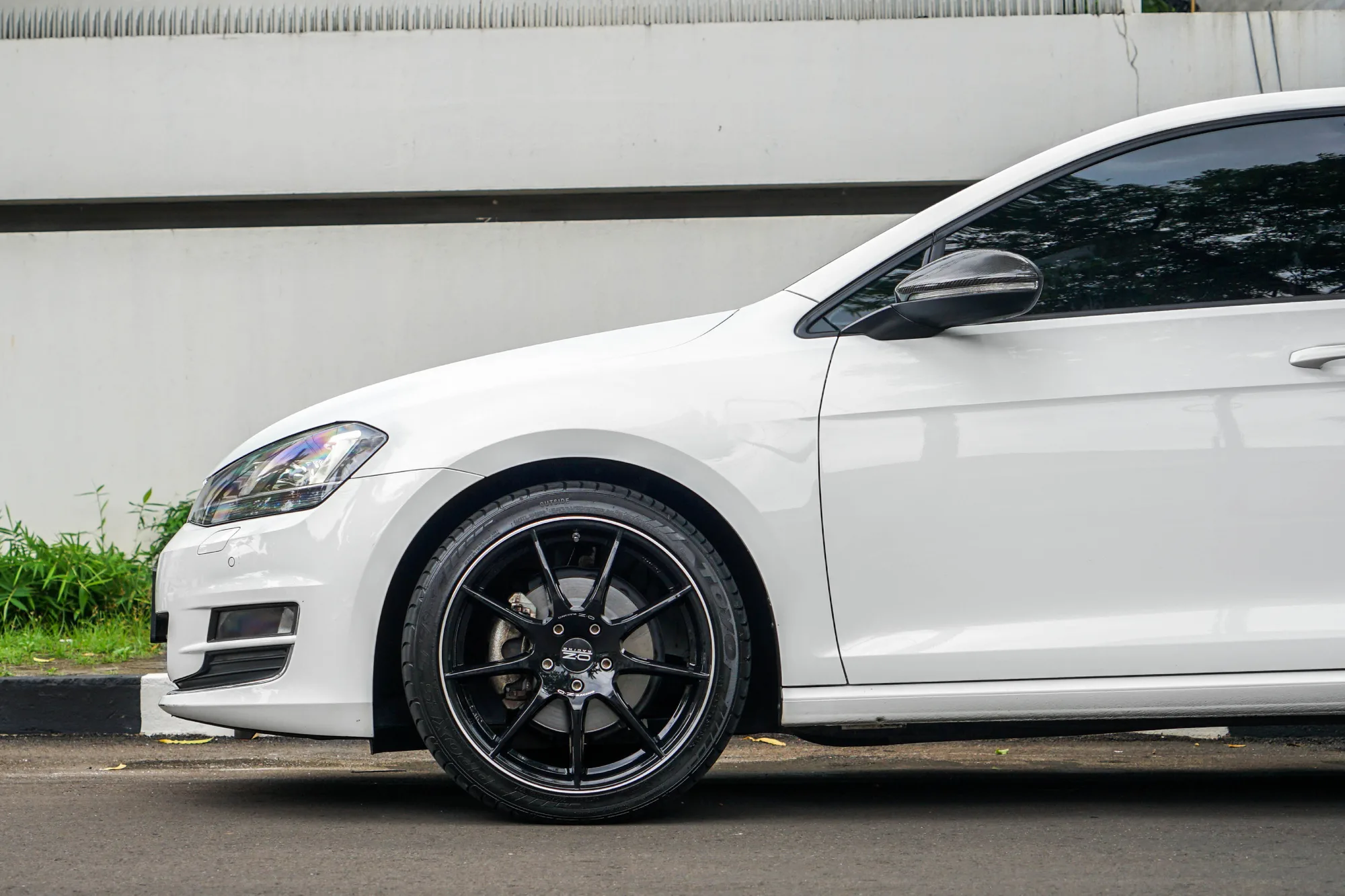 OZ Racing Veloce GT on Volkswagen Golf Mk7 (Typ 5G).1
