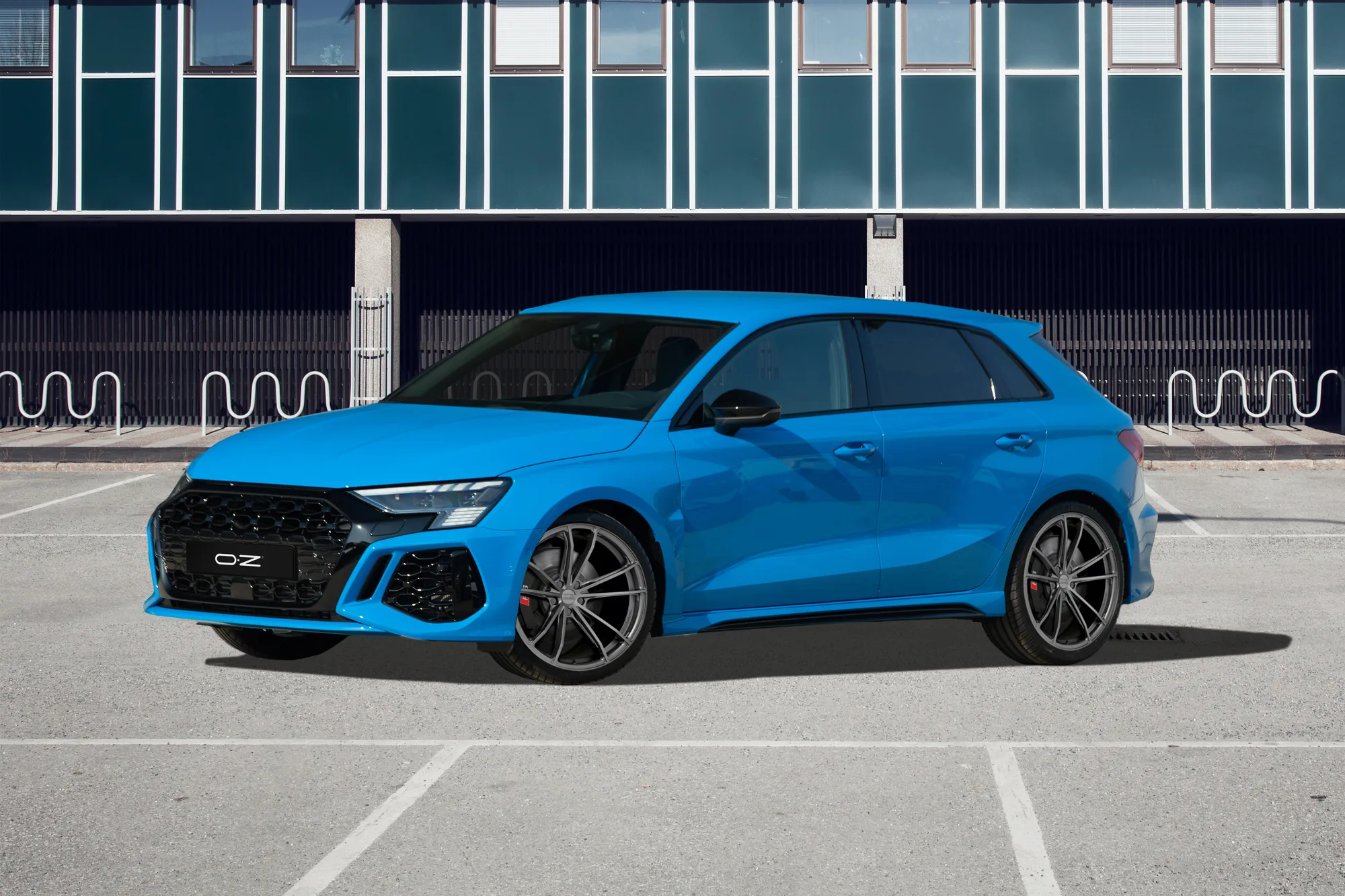 OZ Racing Zeus on Audi RS 3 8Y.1