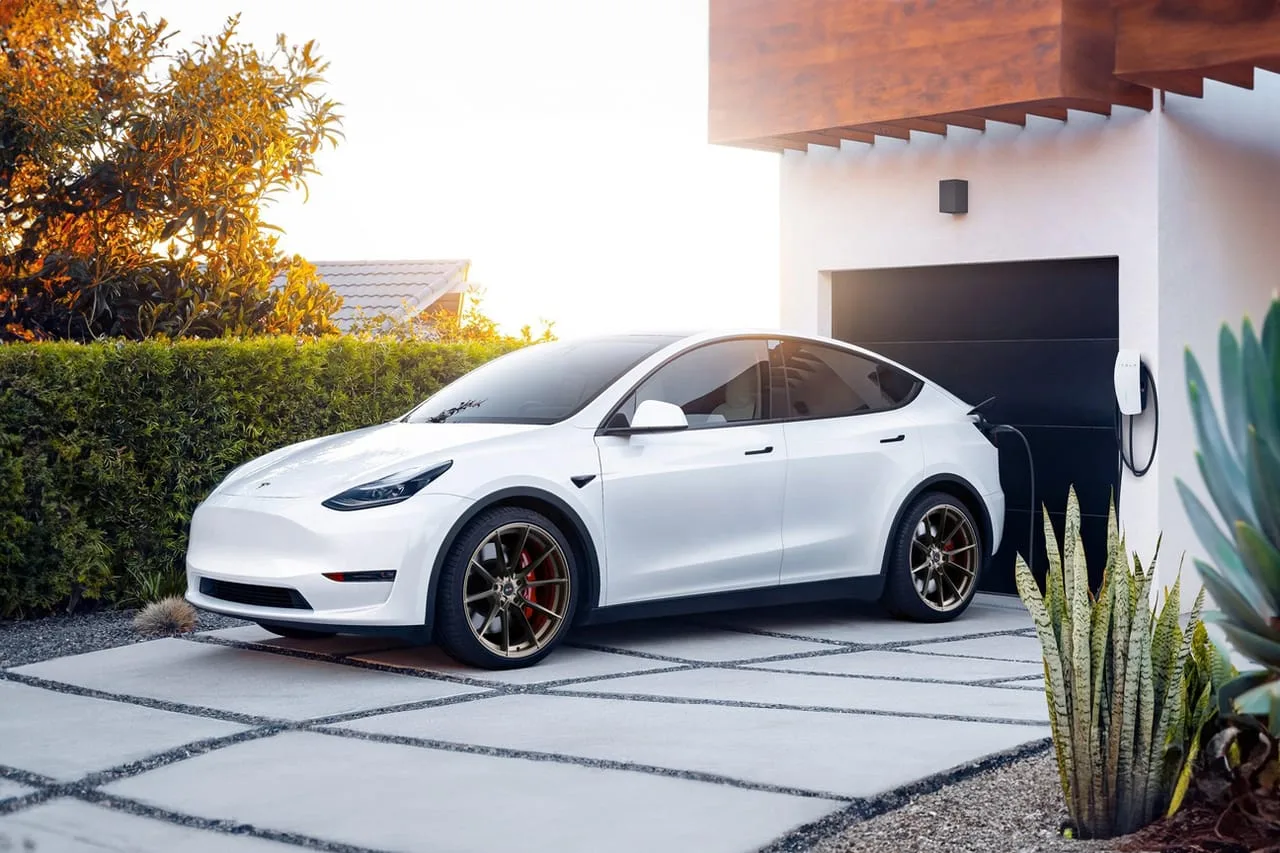 Savini BM13 Brushed Silver on Tesla Model Y Original (2020-), photo 6
