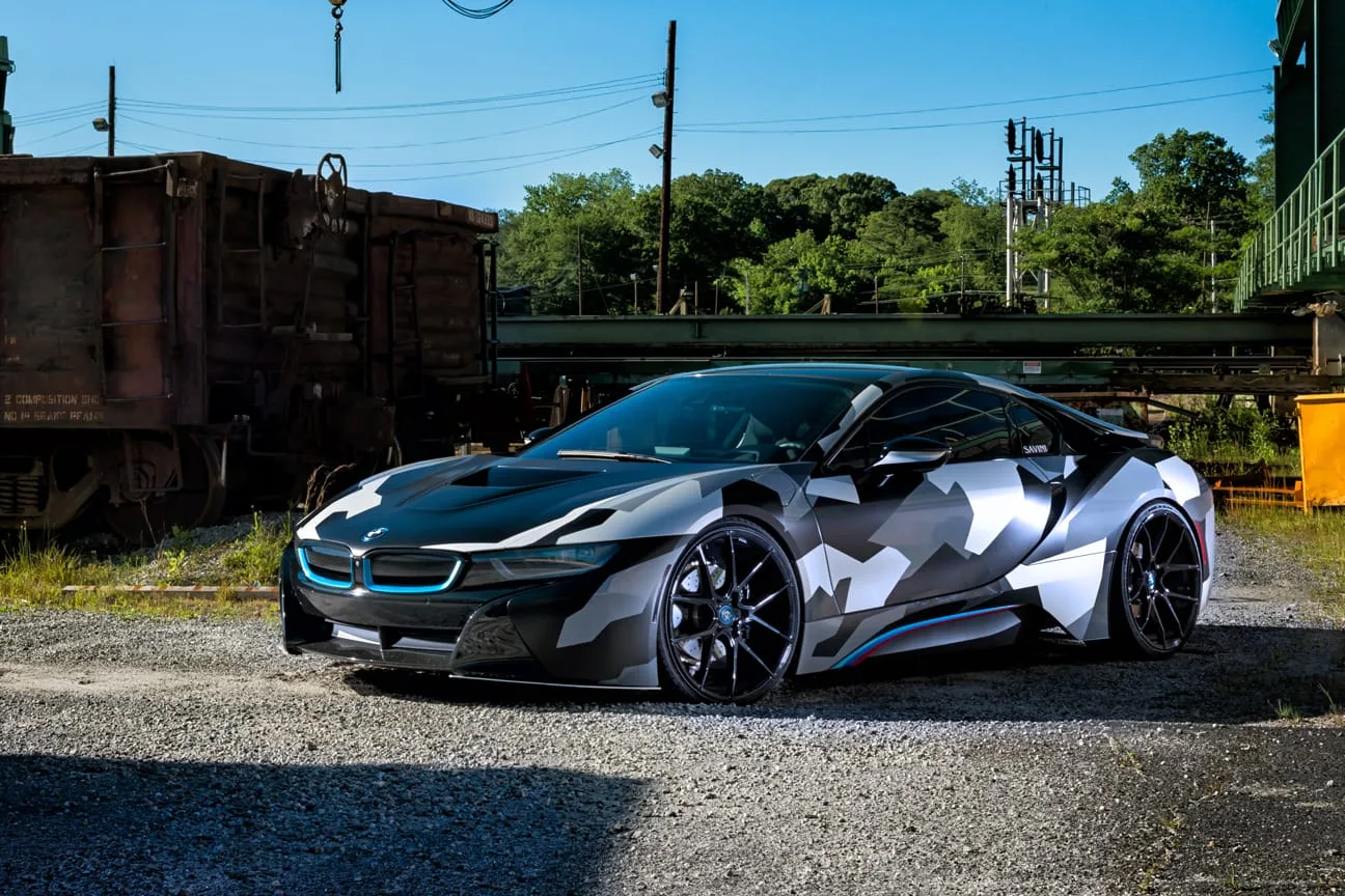 Savini BM14 Gloss Black on BMW i8 I12.1
