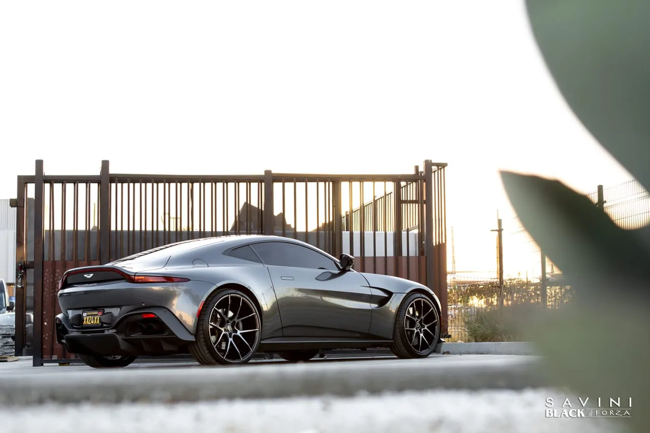 Savini BM14 Gloss Black on Aston Martin Vantage (2018).1, photo 7