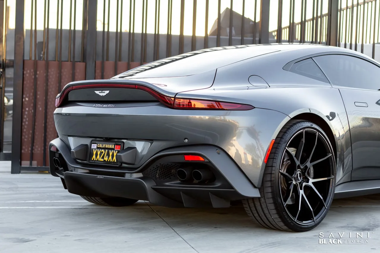 Savini BM14 Gloss Black on Aston Martin Vantage (2018).1, photo 5