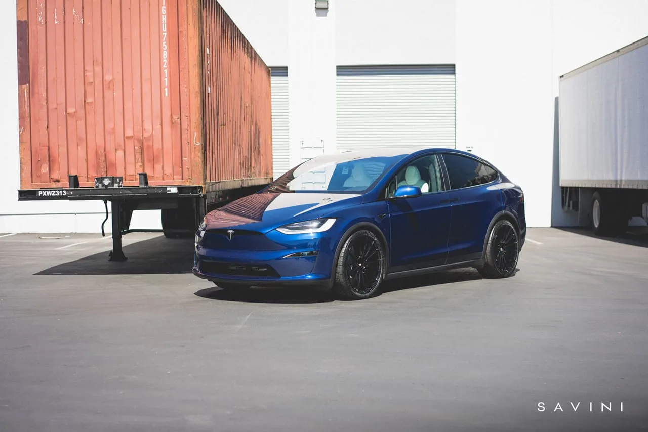 Savini BM16 Gloss Black on Tesla Model X Original (2015-2021), photo 9