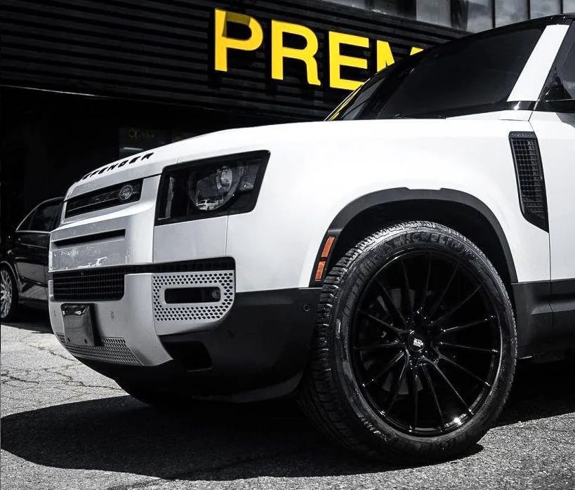 Savini BM16 on Land Rover Range Rover L460, photo 2