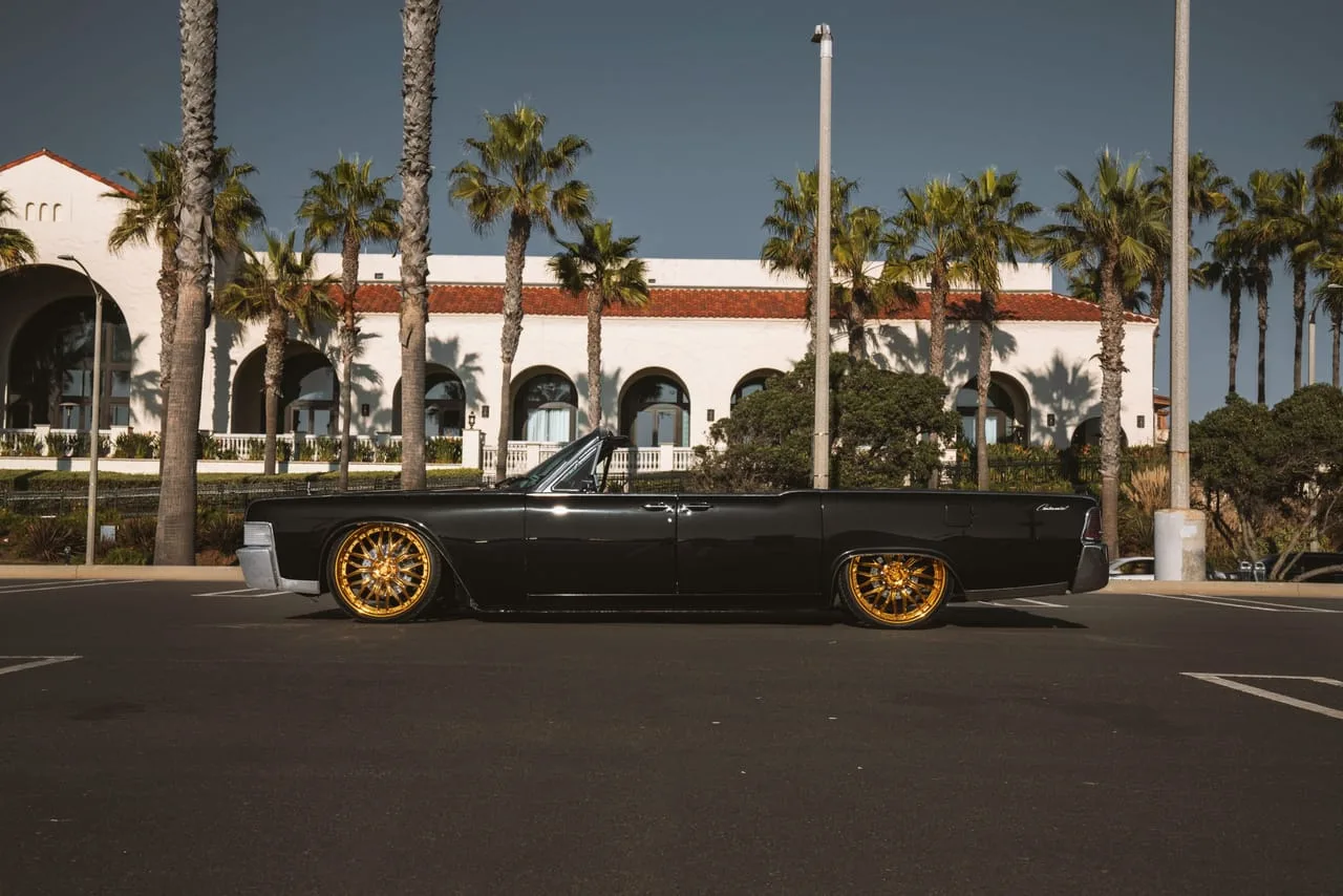 Savini C2-5 on Lincoln Continental 4th gen, photo 7