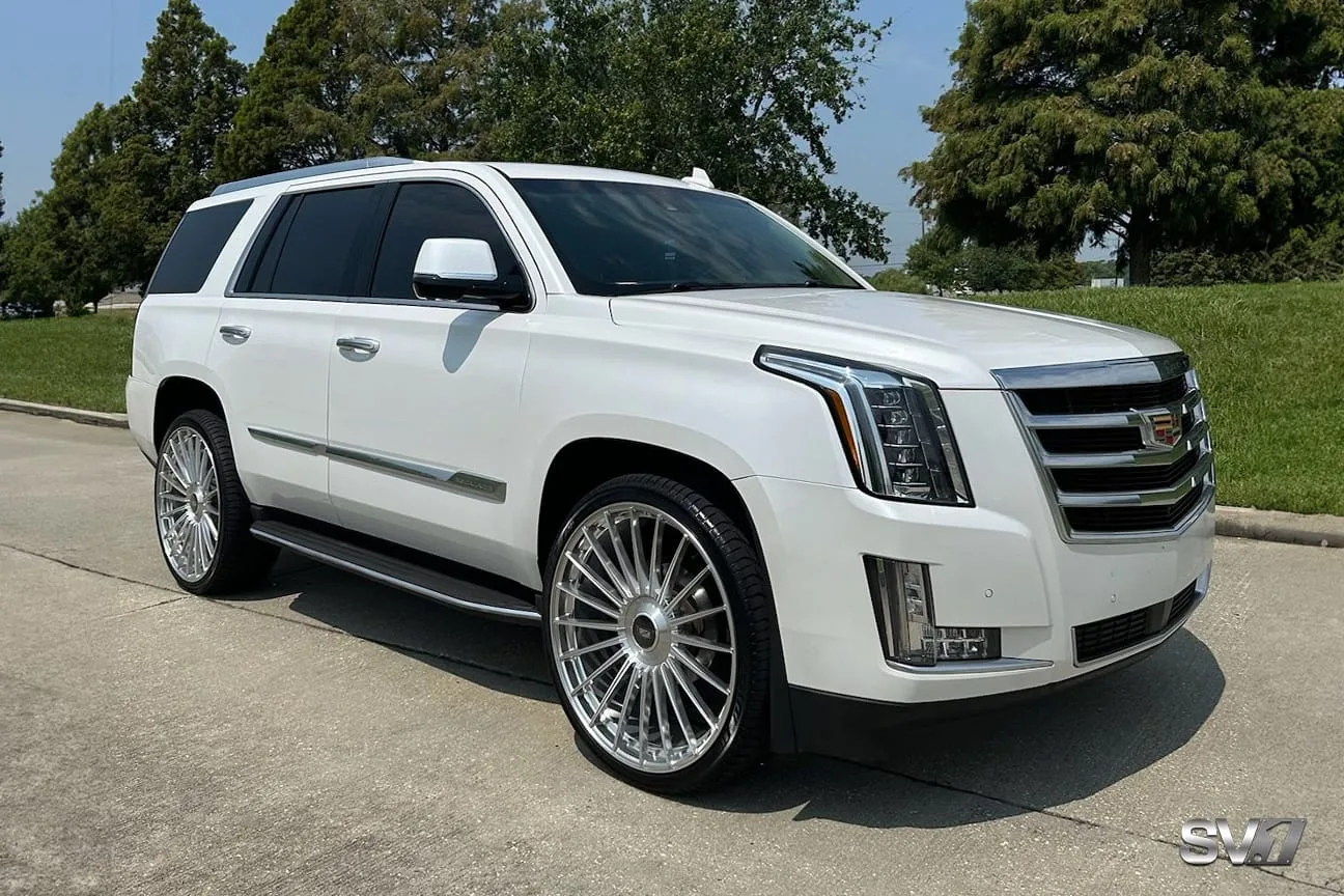 Savini Forged Wheels on Cadillac Escalade 4th gen (GMT K2XX)