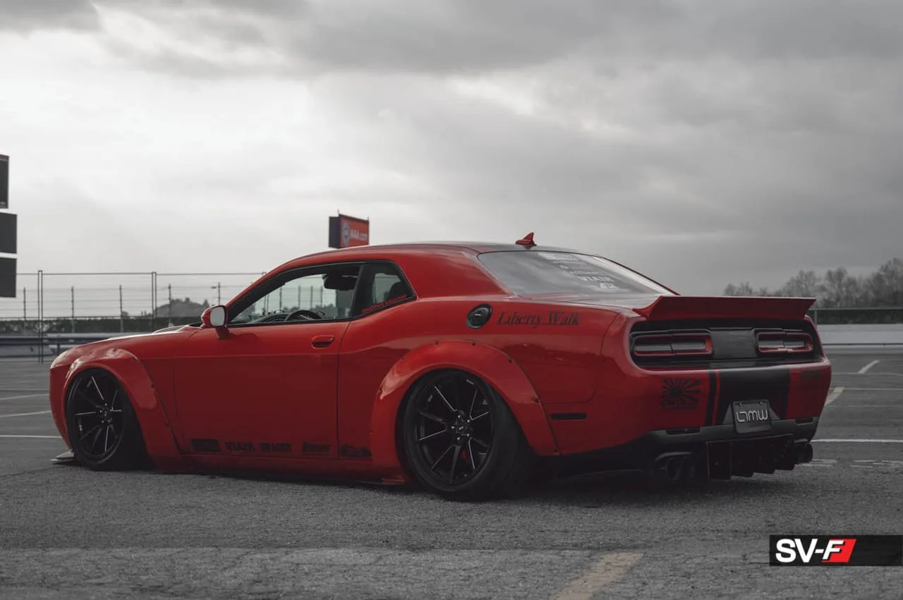 Savini Forged Wheels on Dodge Challenger LC (3rd gen), photo 2