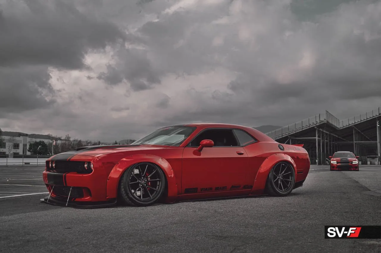 Savini Forged Wheels on Dodge Challenger LC (3rd gen), photo 3
