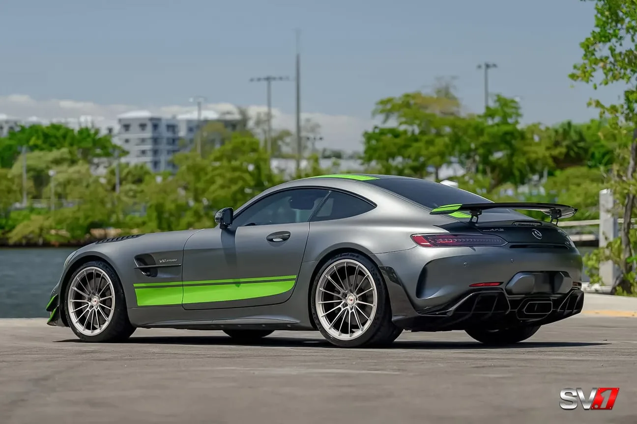 Savini R2 Brushed on Mercedes-Benz AMG GT C190.1
