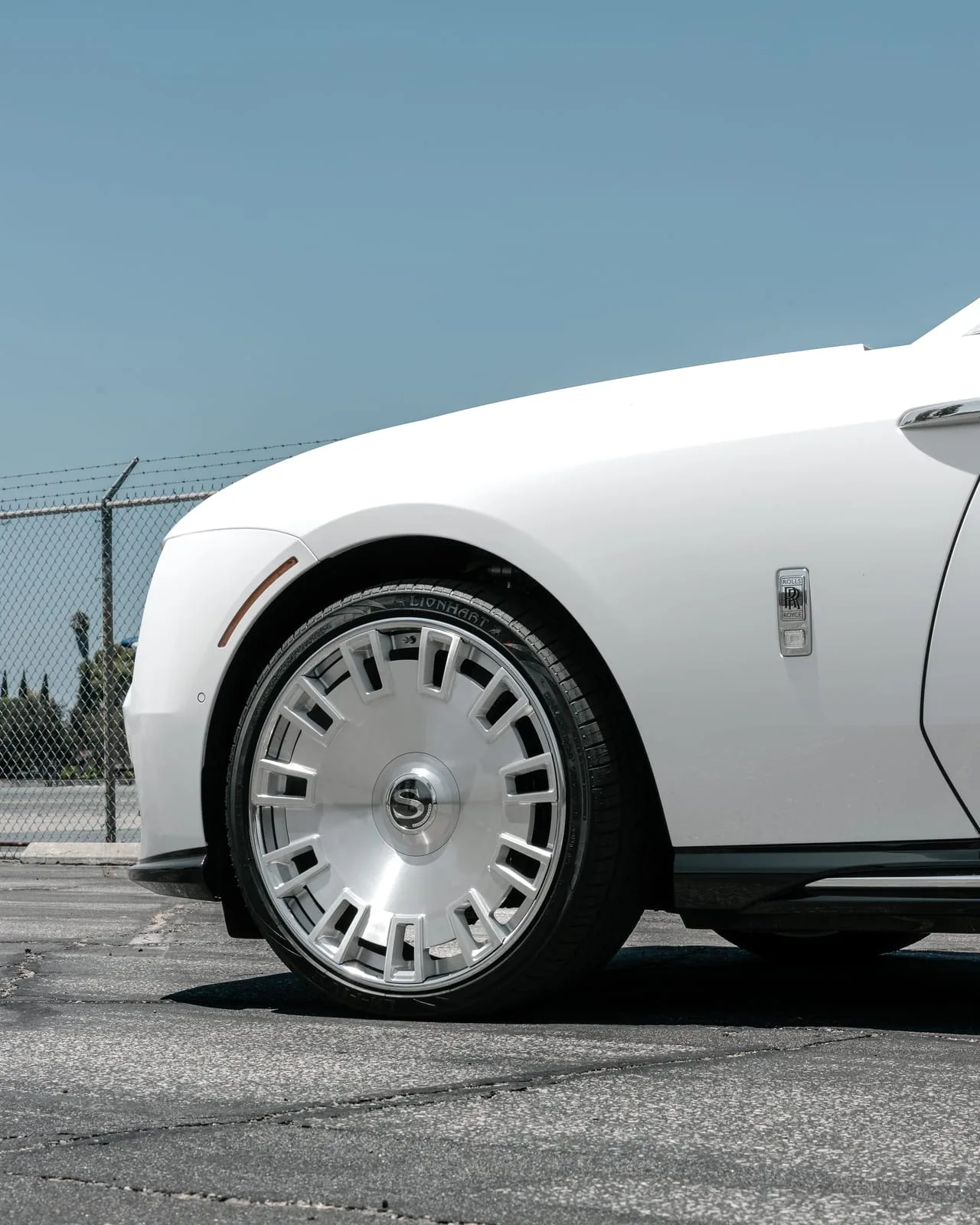 Savini SL8 on Rolls-Royce Spectre, photo 12
