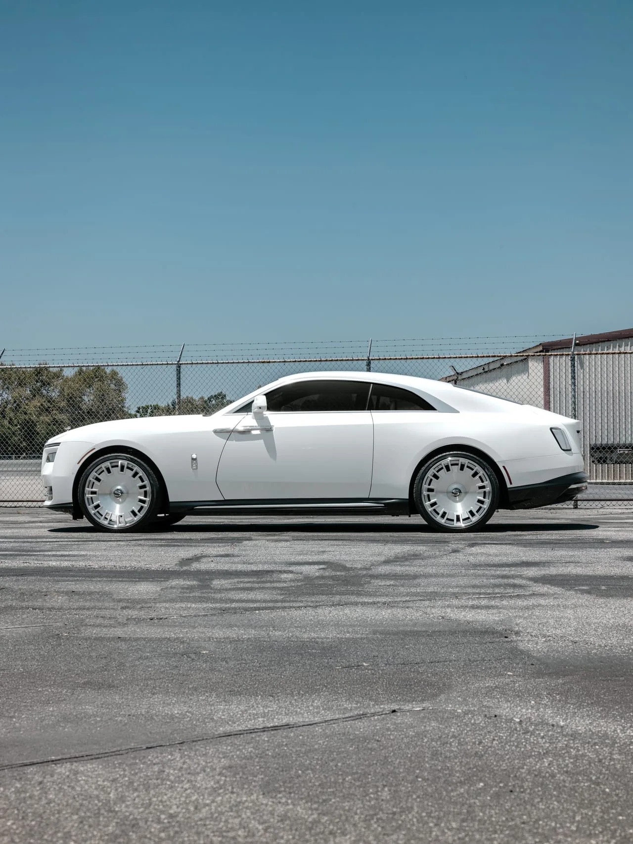 Savini SL8 on Rolls-Royce Spectre, photo 4