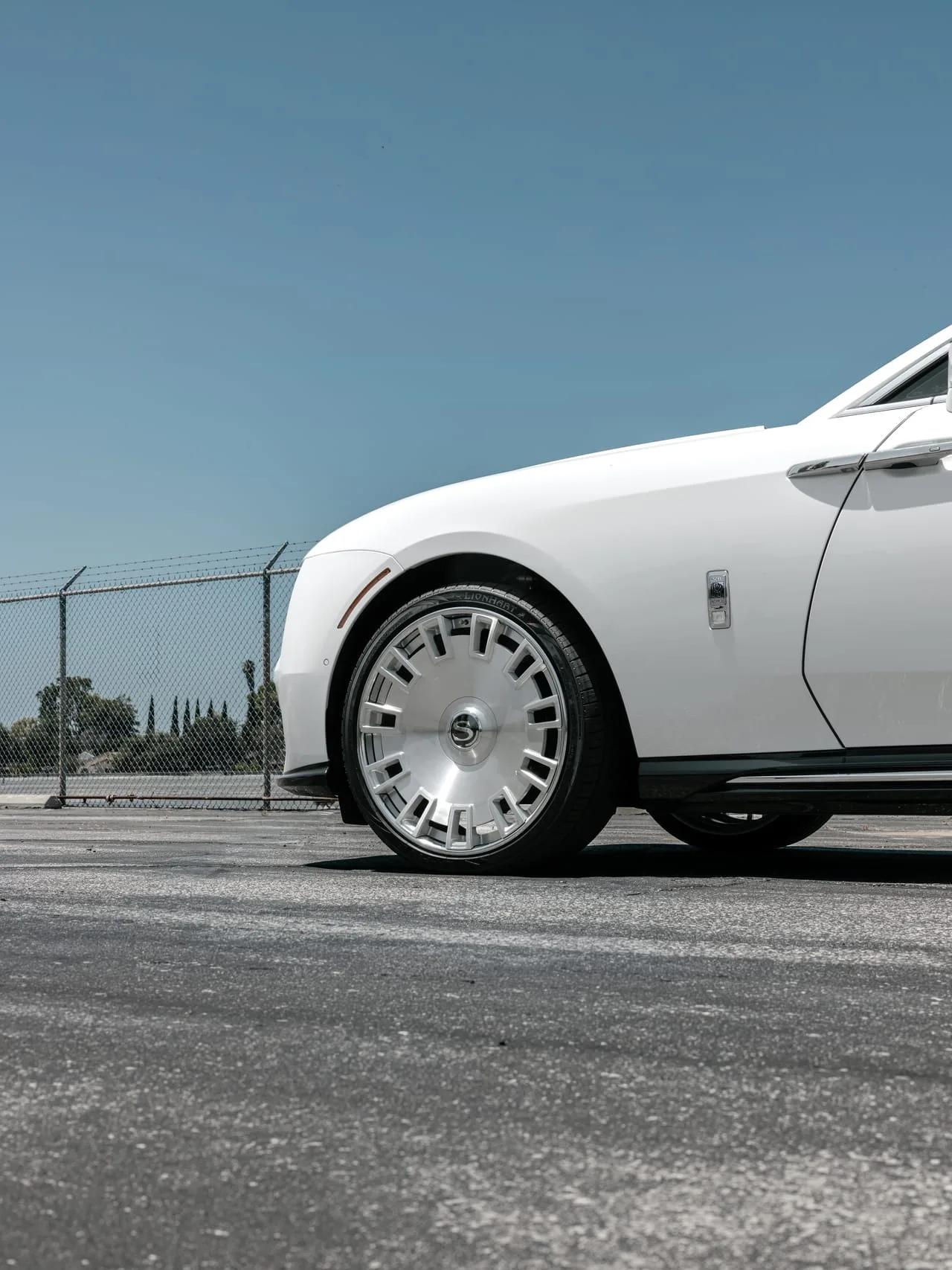 Savini SL8 on Rolls-Royce Spectre, photo 5