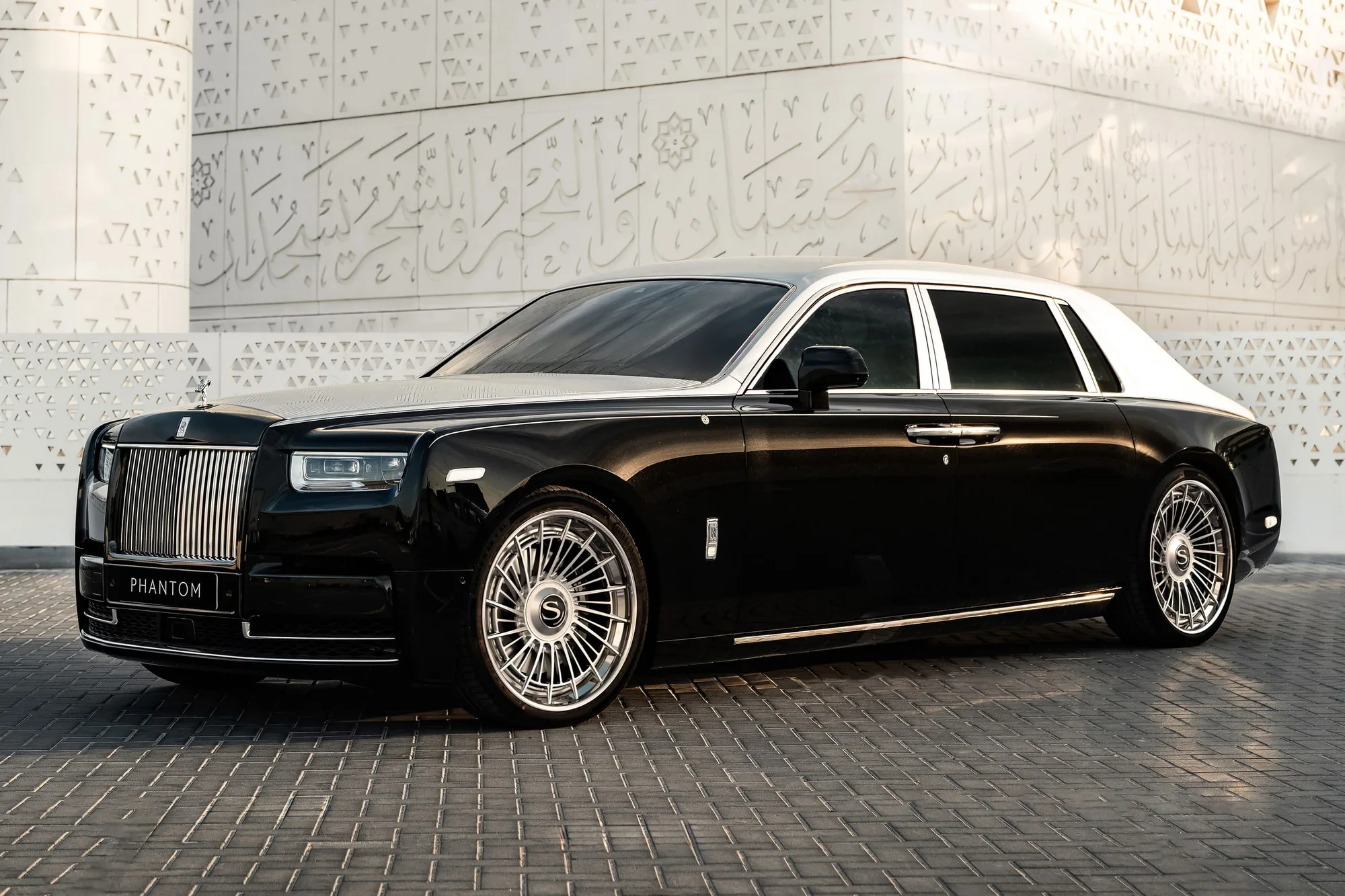 Savini SP-2L on Rolls-Royce Phantom VIII.1, photo 2