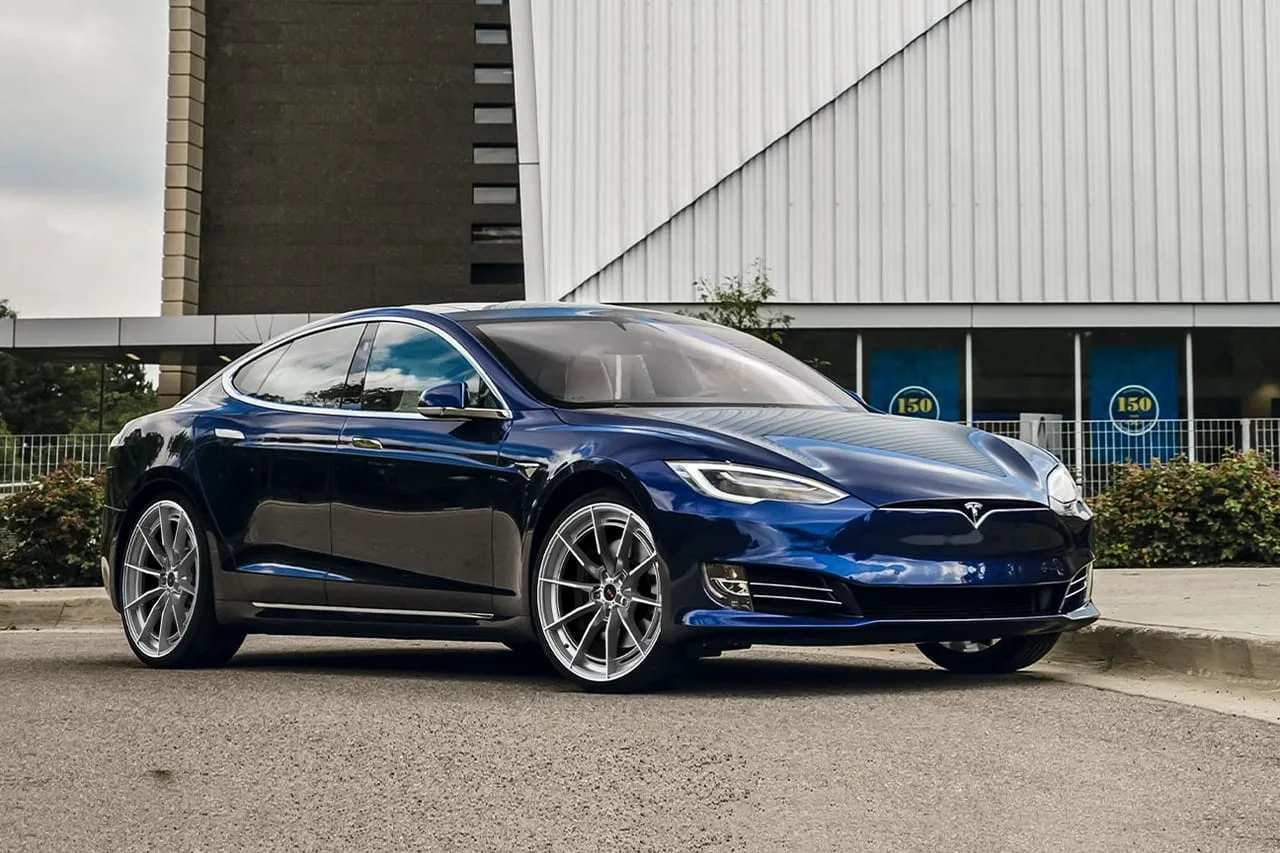 Savini SV-F5 Gloss Black on Tesla Model S Original (2012-2016), photo 3