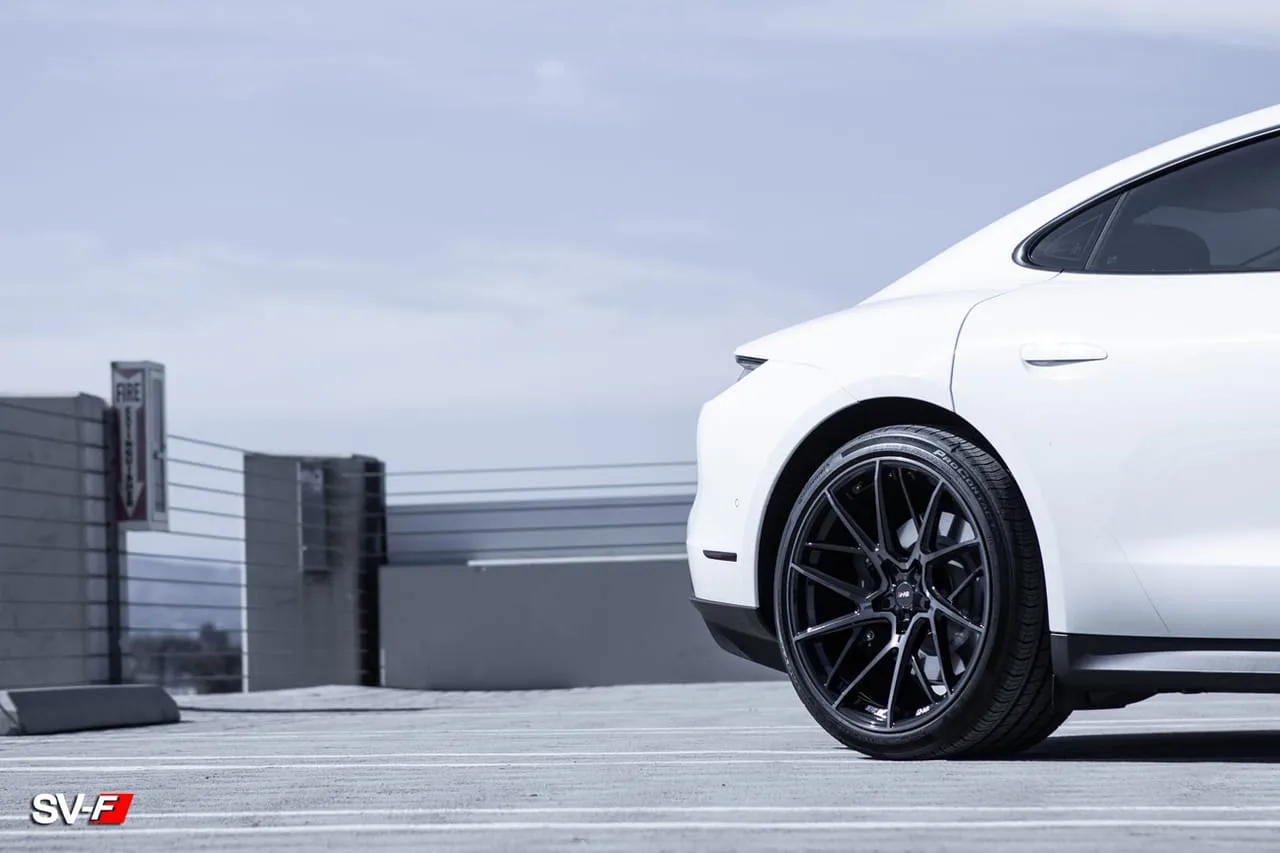 Savini SV-F6 Gloss Black on Porsche Taycan J1.1, photo 6