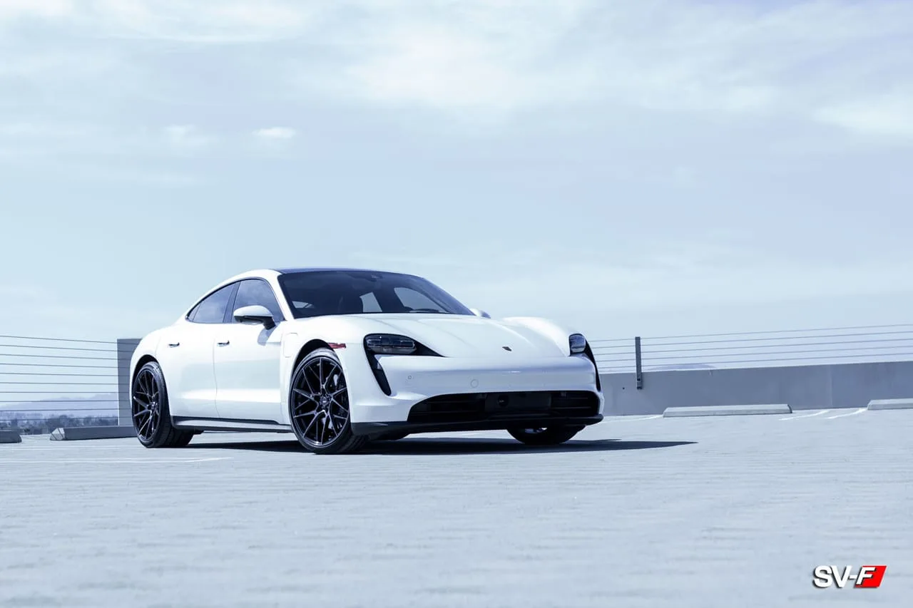 Savini SV-F6 Gloss Black on Porsche Taycan J1.1, photo 5