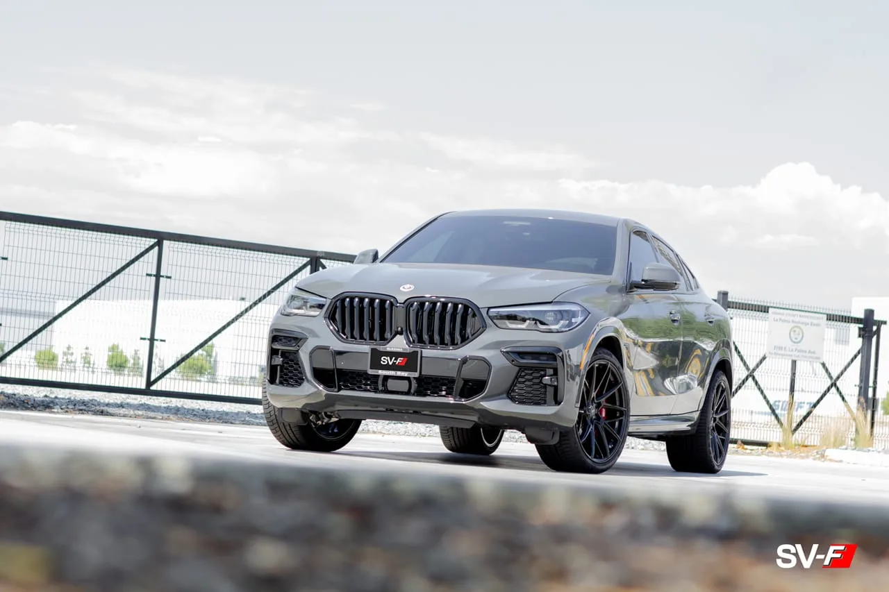 Savini SV-F6 Gloss Black on BMW X6 G06.1, photo 2