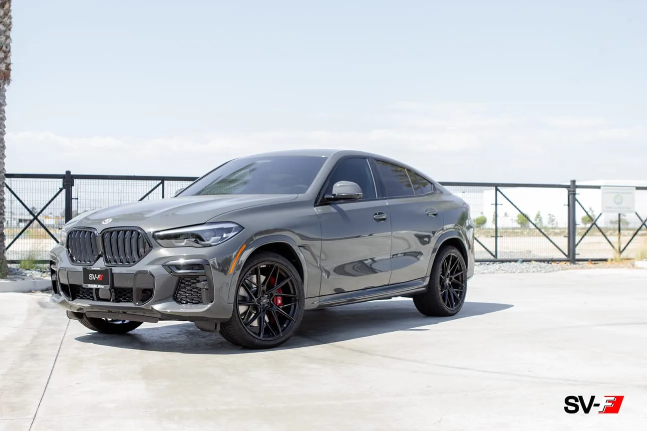 Savini SV-F6 Gloss Black on BMW X6 G06.1