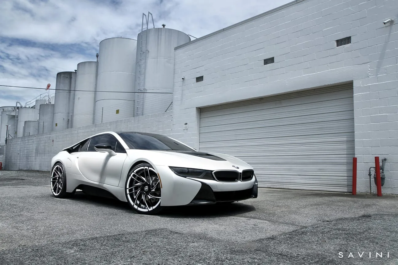 Savini SV62 D on BMW i8 I12.1