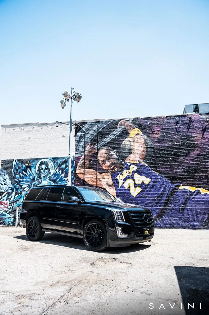 Savini SV63 D on Cadillac Escalade 4th gen (GMT K2XX), photo 4