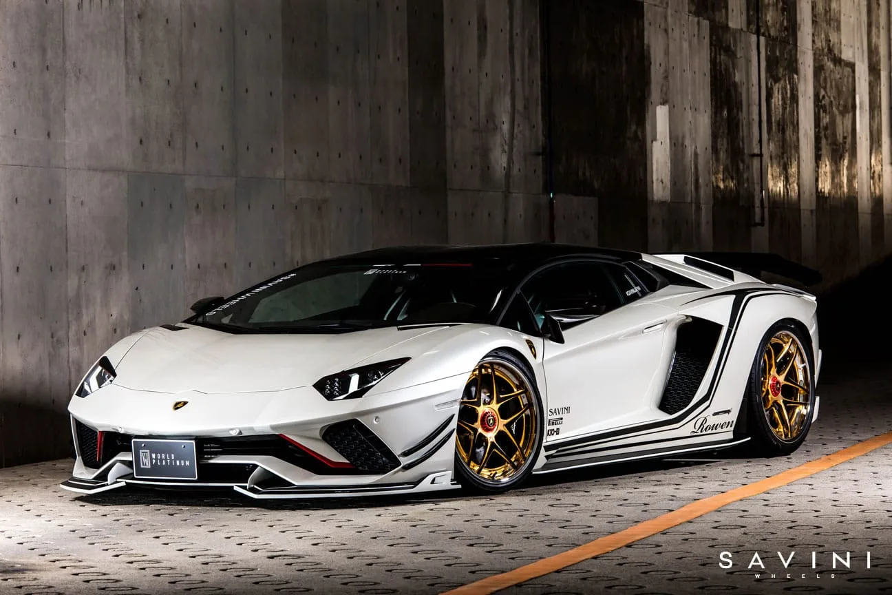 Savini SV76 on Lamborghini Aventador First Gen.1