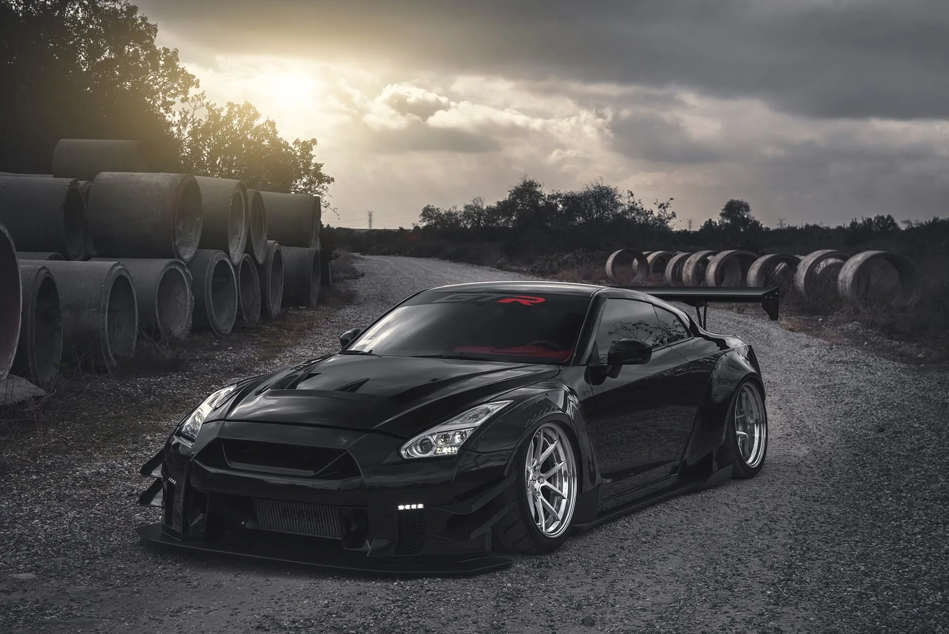 Savini SV80 on Nissan GT-R R35.1
