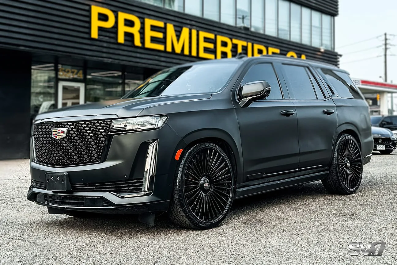 Savini X2 Gloss Black on Cadillac Escalade 5th gen (GMT T1XX)