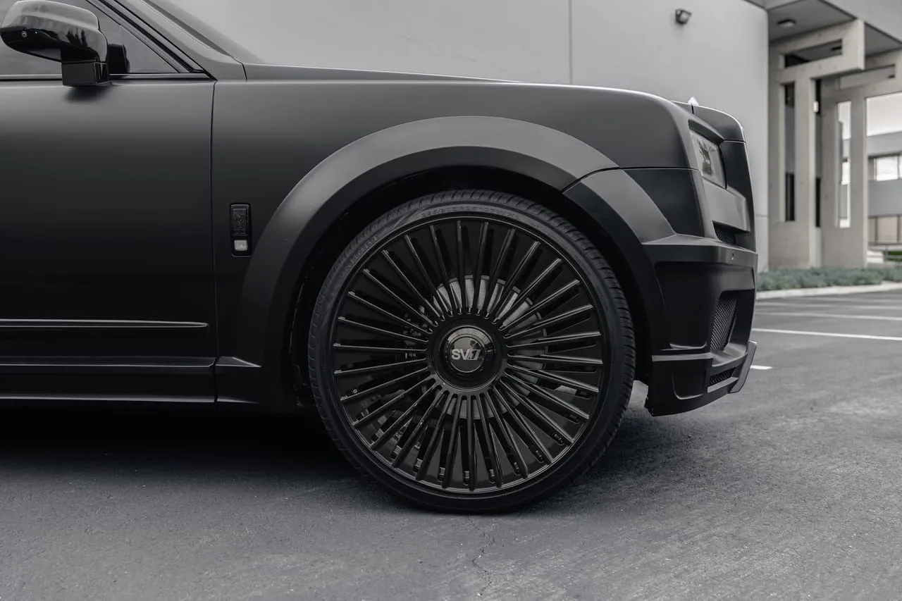 Savini X2 Gloss Black on Rolls-Royce Cullinan.1, photo 3