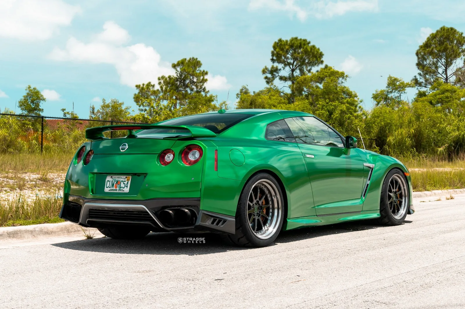 Strasse R10 Competition Series on Nissan GT-R R35.2, photo 5