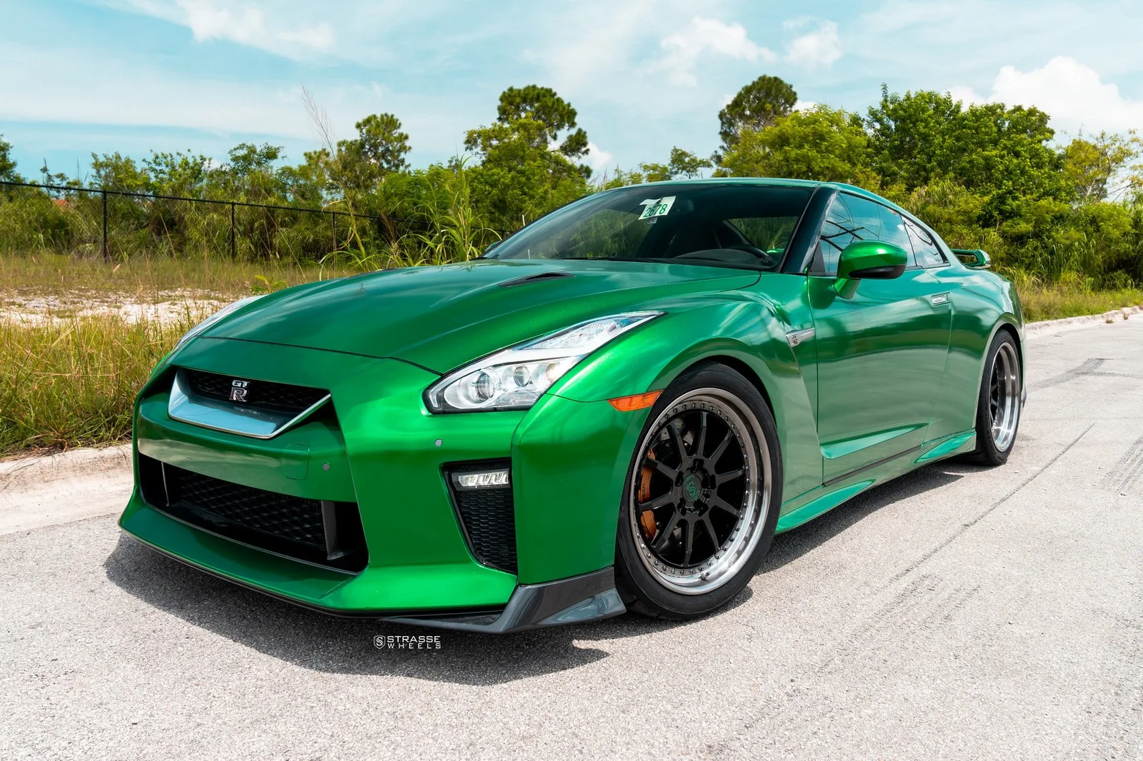 Strasse R10 Competition Series on Nissan GT-R R35.2, photo 6