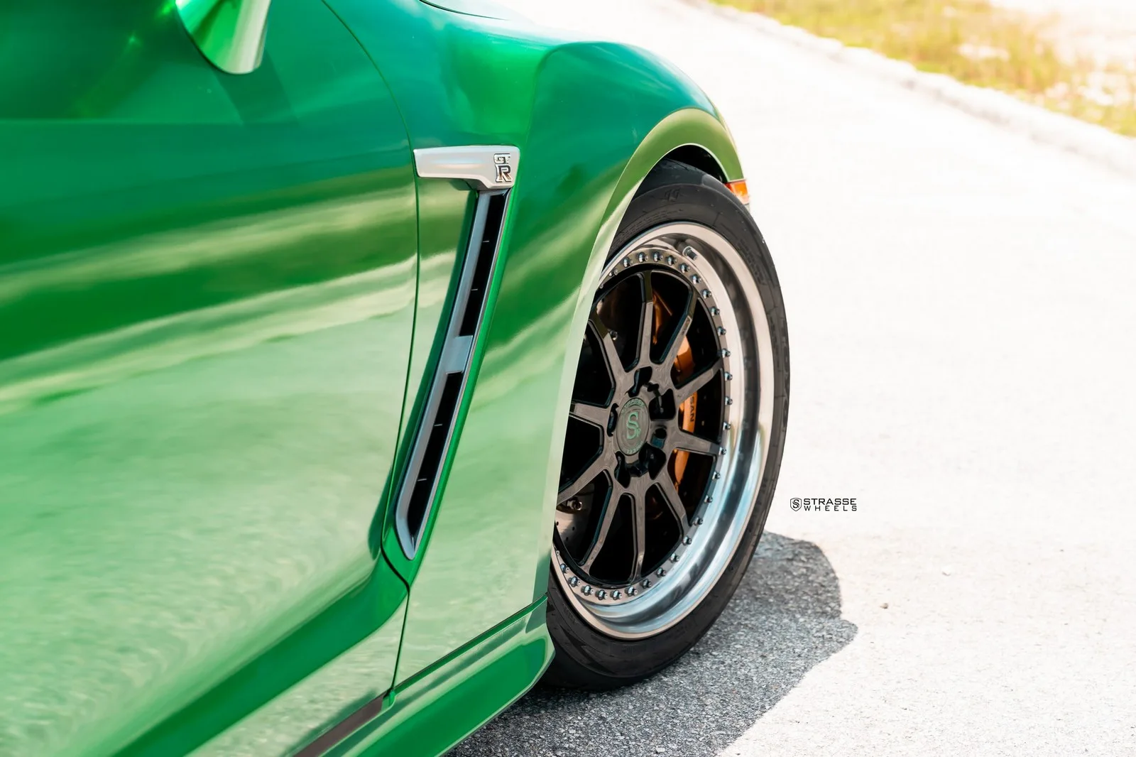 Strasse R10 Competition Series on Nissan GT-R R35.2, photo 4
