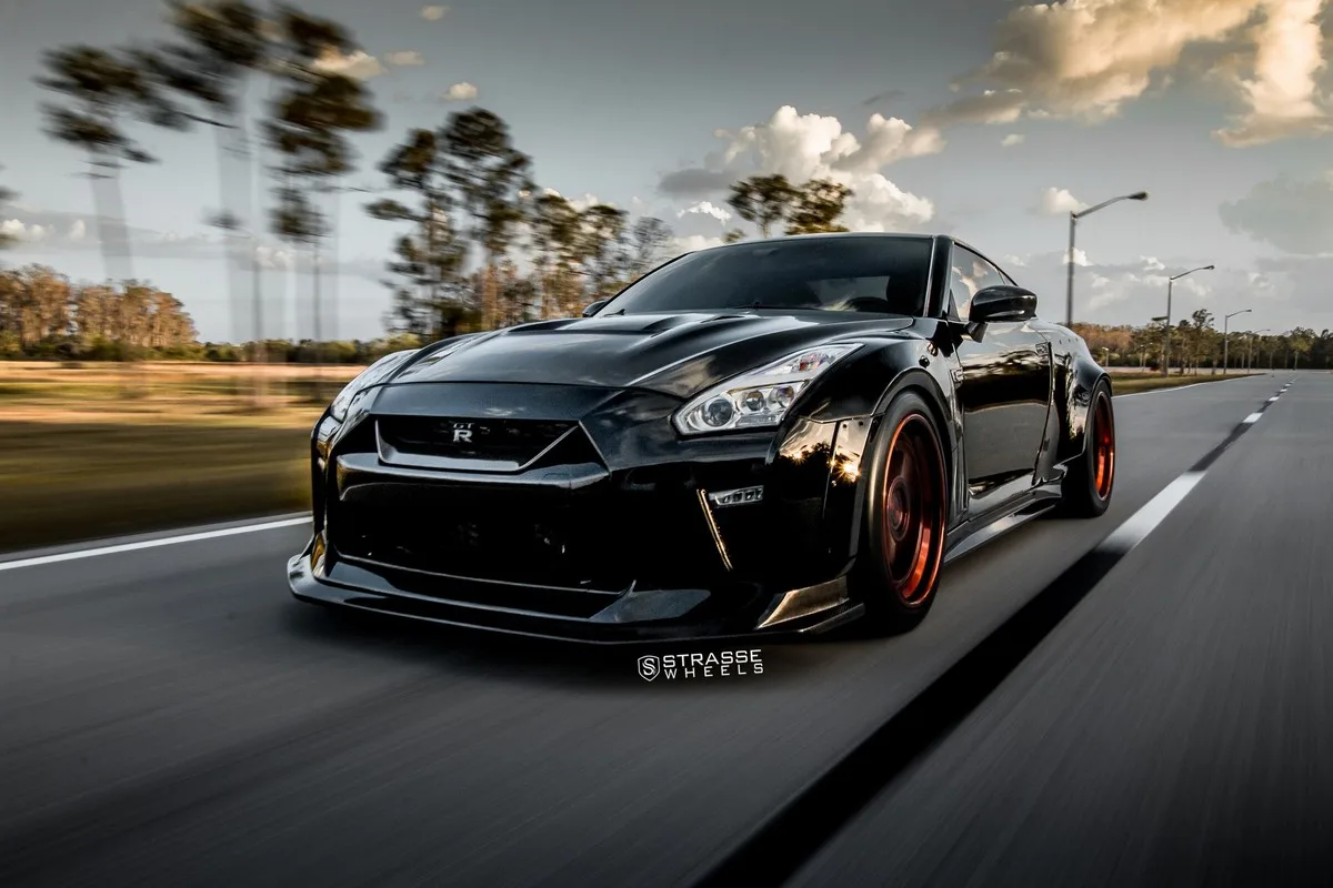 Strasse R10 Competition Series on Nissan GT-R R35.1, photo 3