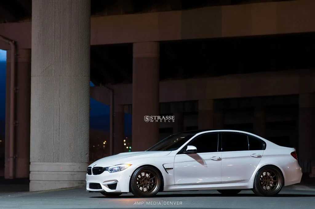 Strasse R10 Competition Series on BMW M3 F80.1