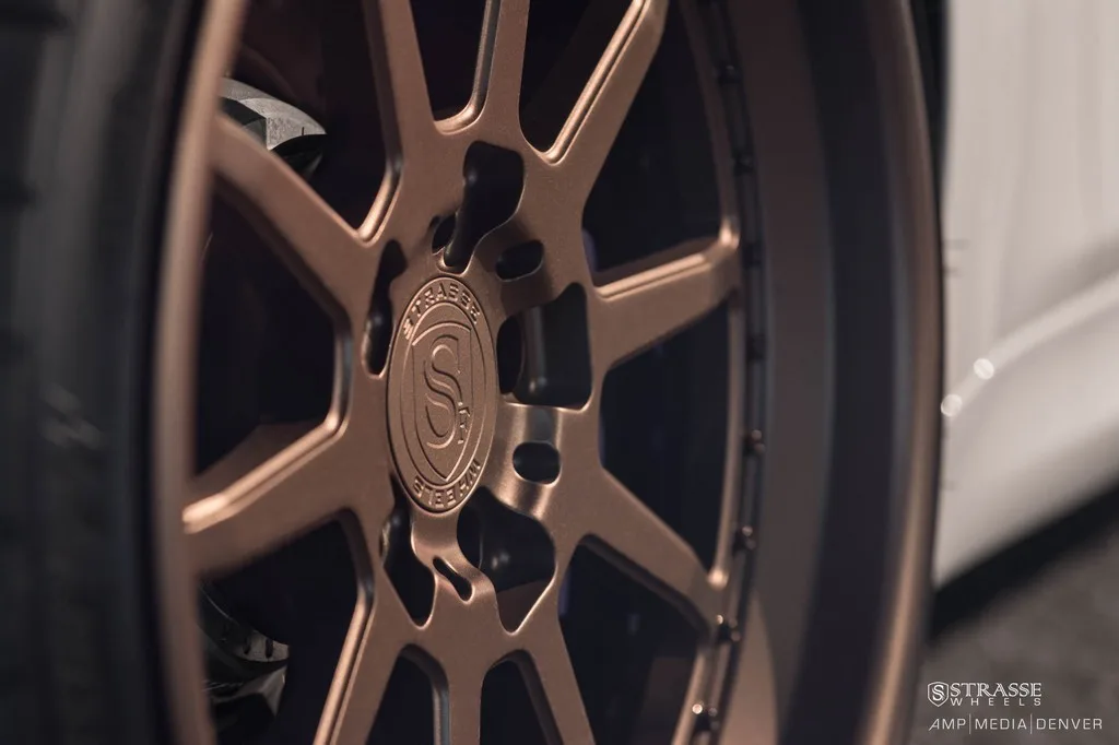 Strasse R10 Competition Series on BMW M3 F80.1, photo 5