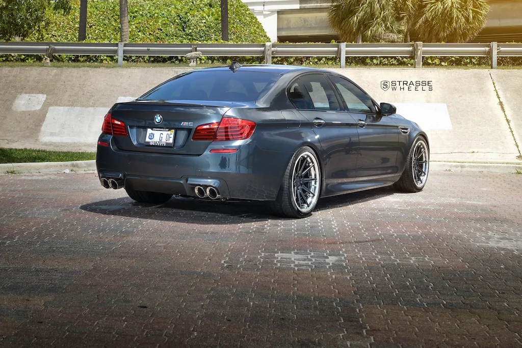 Strasse R10 Deep Concave FS on BMW M5 F10.1, photo 5