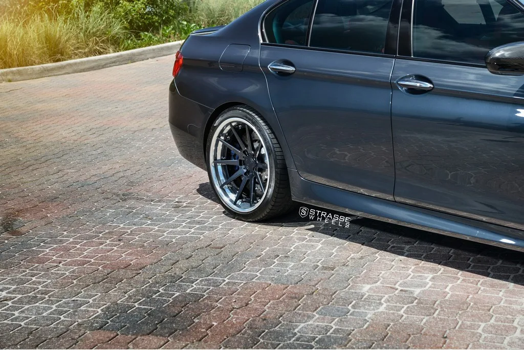 Strasse R10 Deep Concave FS on BMW M5 F10.1, photo 7