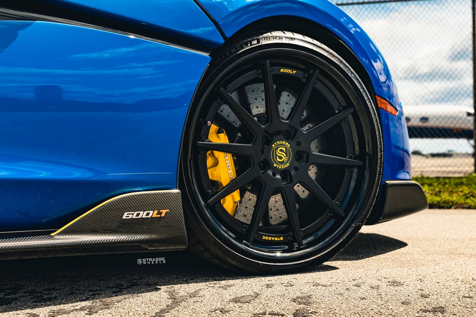 Strasse R10 Deep Concave FS on McLaren 600LT, photo 7