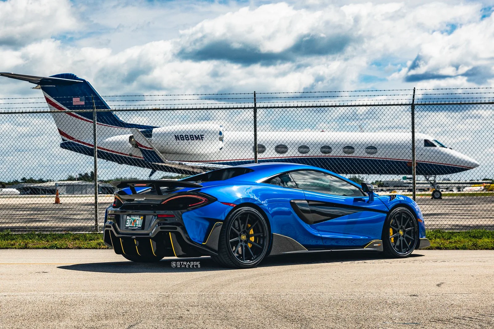 Strasse R10 Deep Concave FS on McLaren 600LT, photo 9