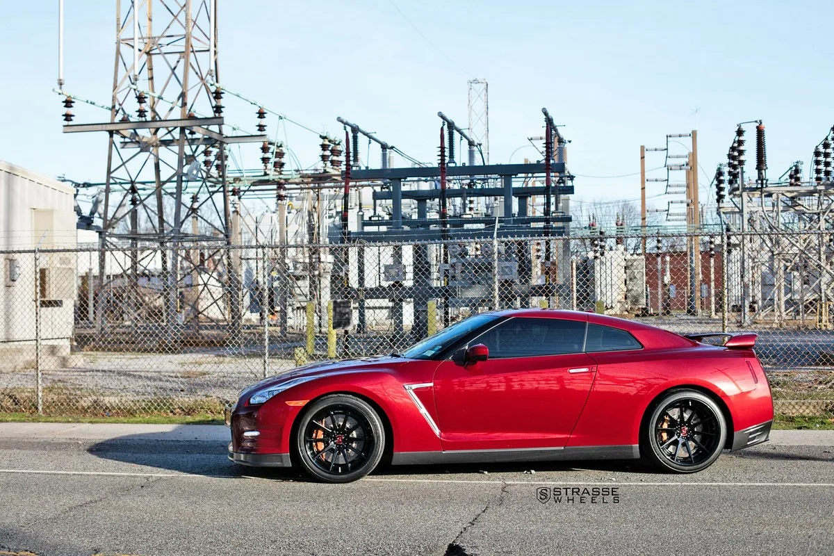 Strasse R10 Deep Concave FS on Nissan GT-R R35.1, photo 3