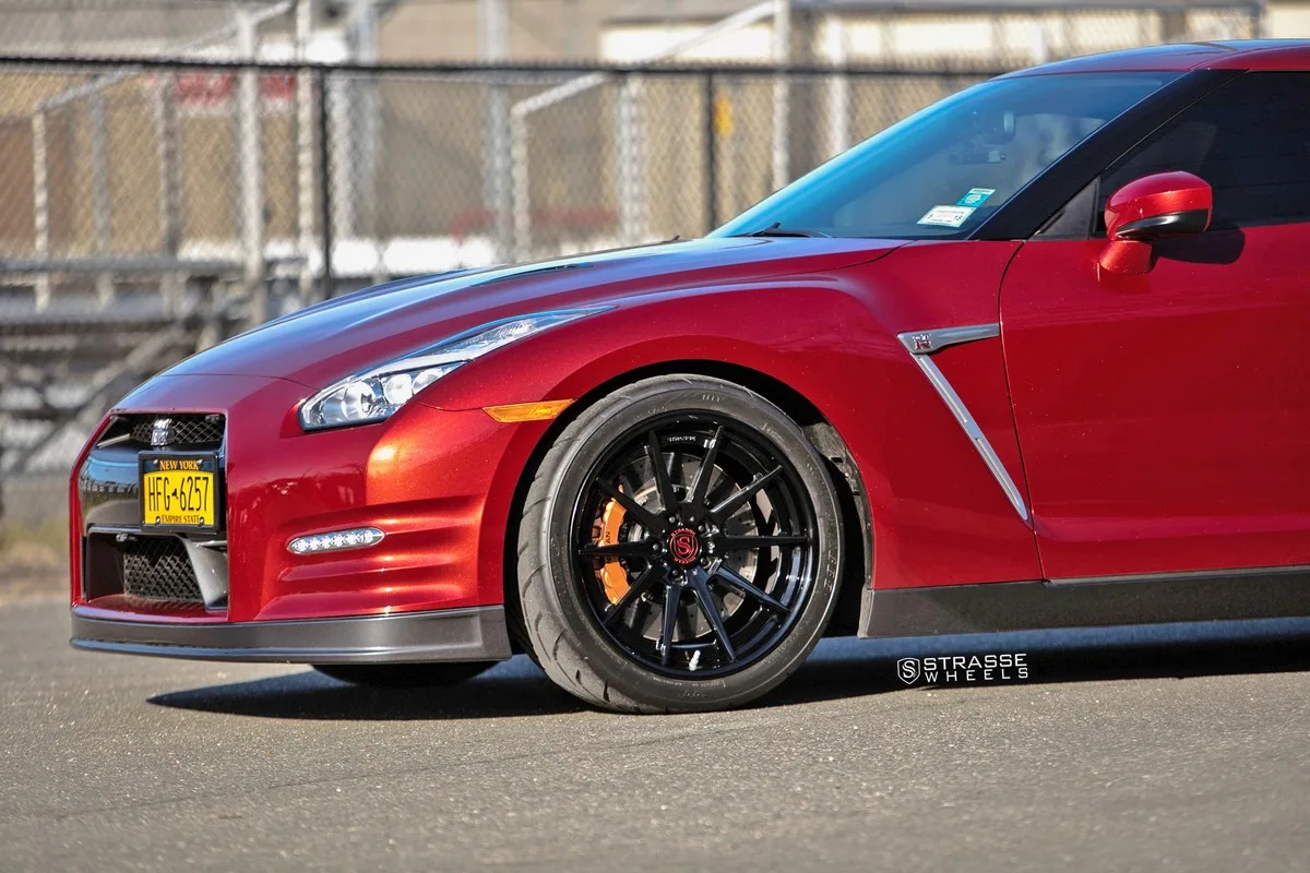 Strasse R10 Deep Concave FS on Nissan GT-R R35.1, photo 2