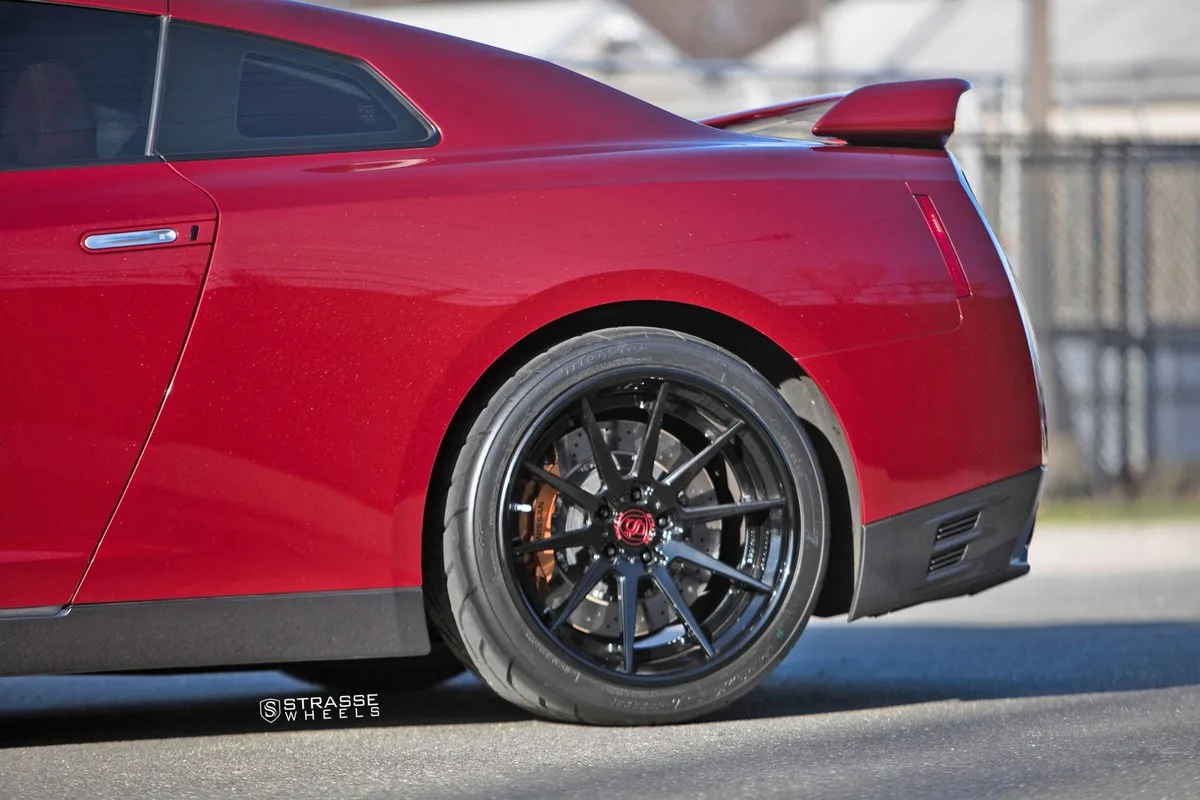 Strasse R10 Deep Concave FS on Nissan GT-R R35.1, photo 10
