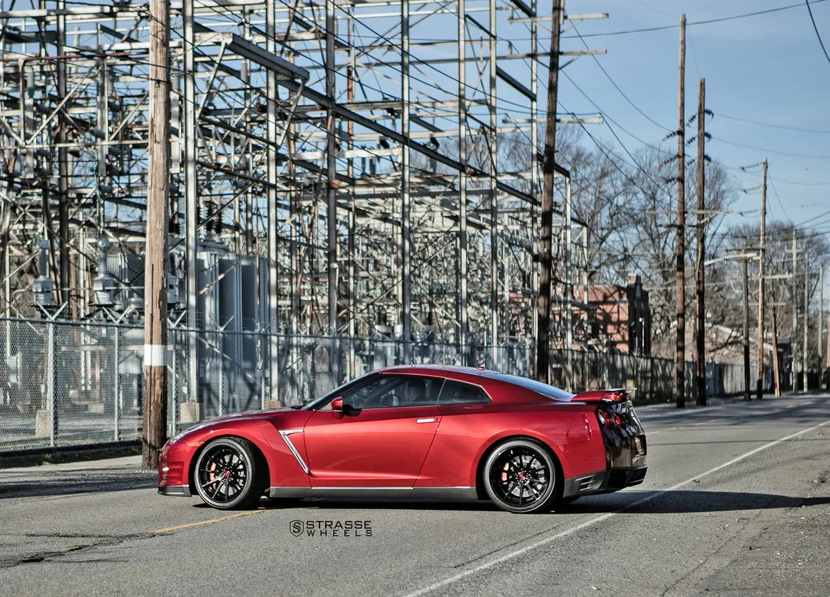 Strasse R10 Deep Concave FS on Nissan GT-R R35.1, photo 7