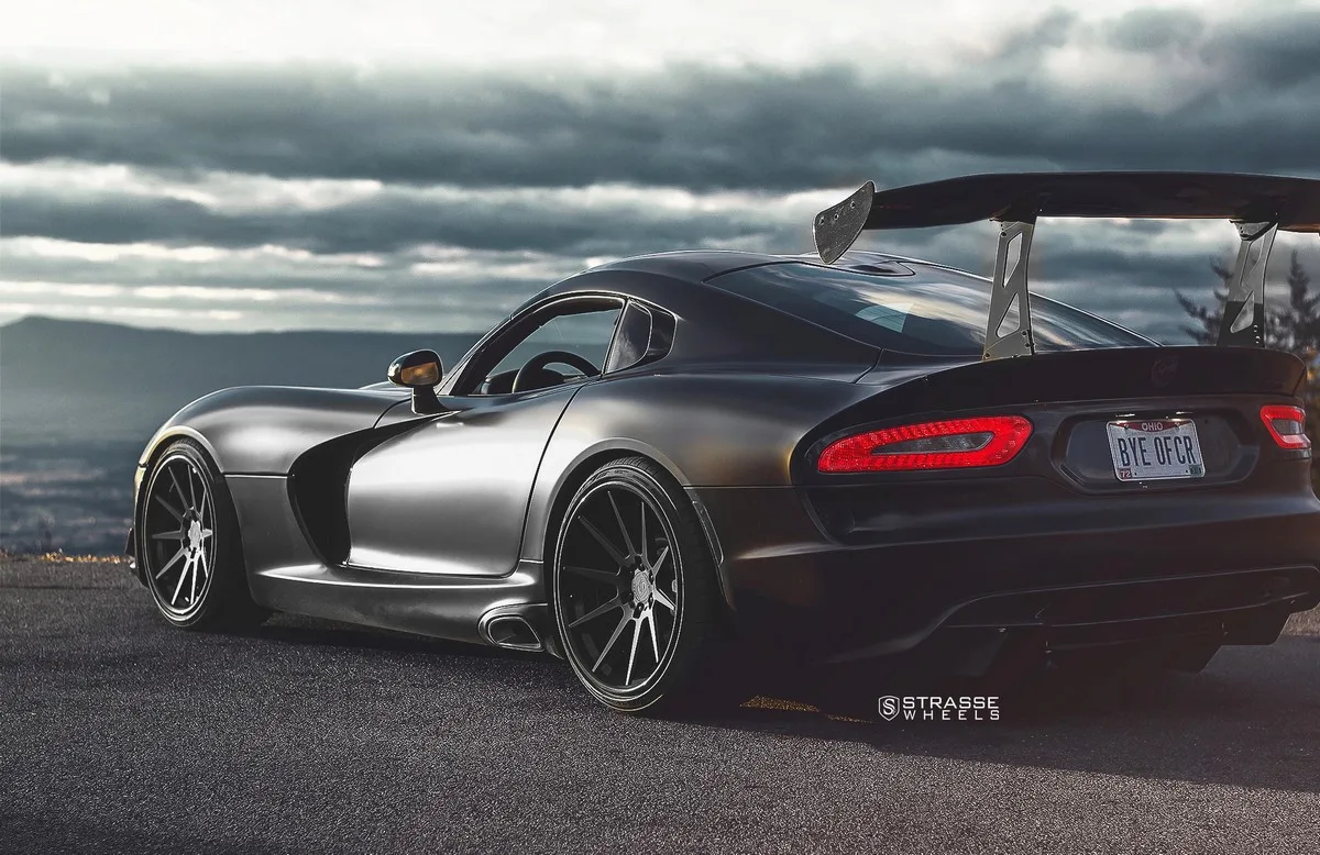 Strasse R10 Deep Concave FS on Dodge Viper VX I (5th gen), photo 5