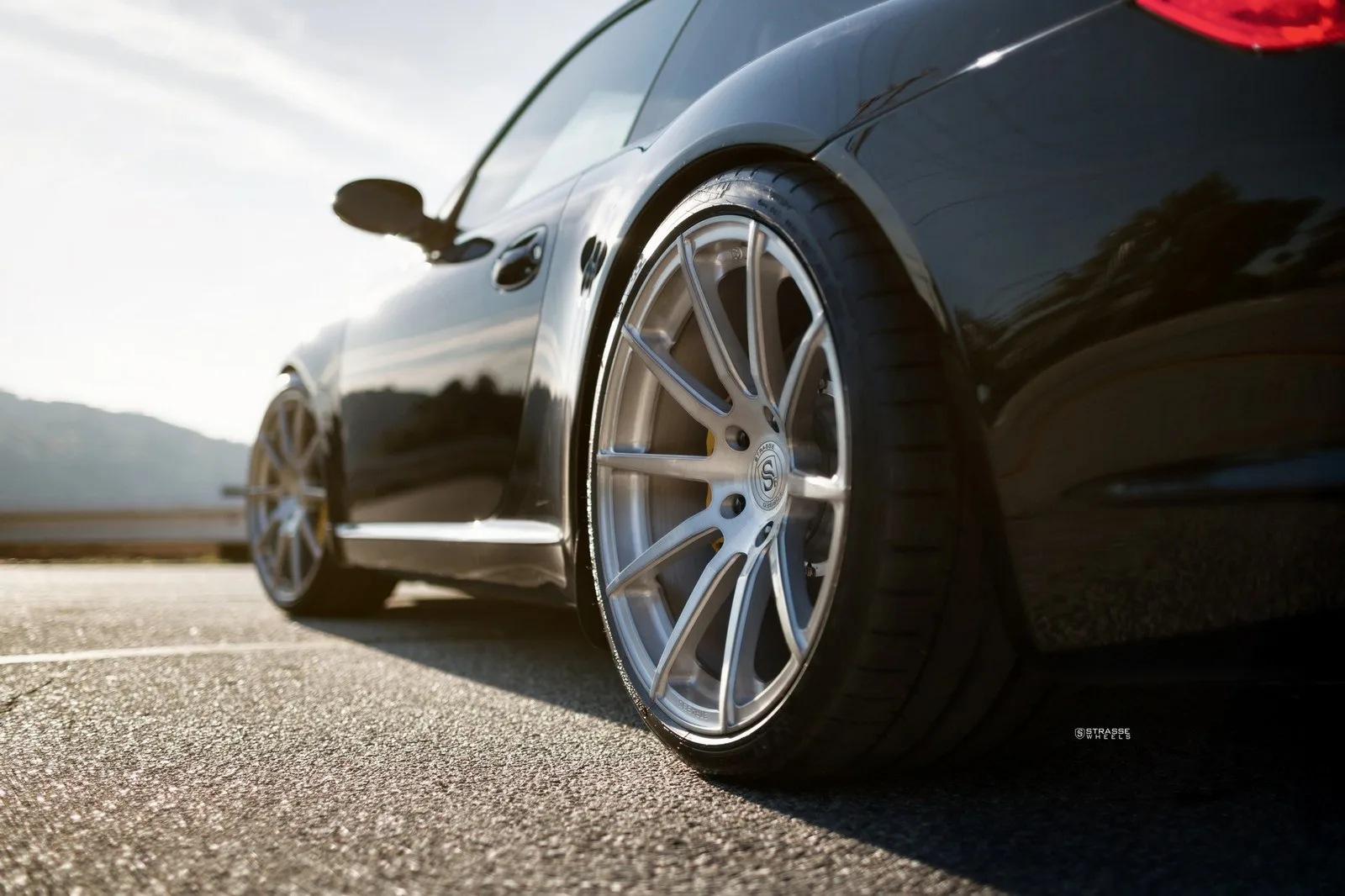 Strasse R10 Deep Concave Monoblock on Porsche 911 997.2, photo 7