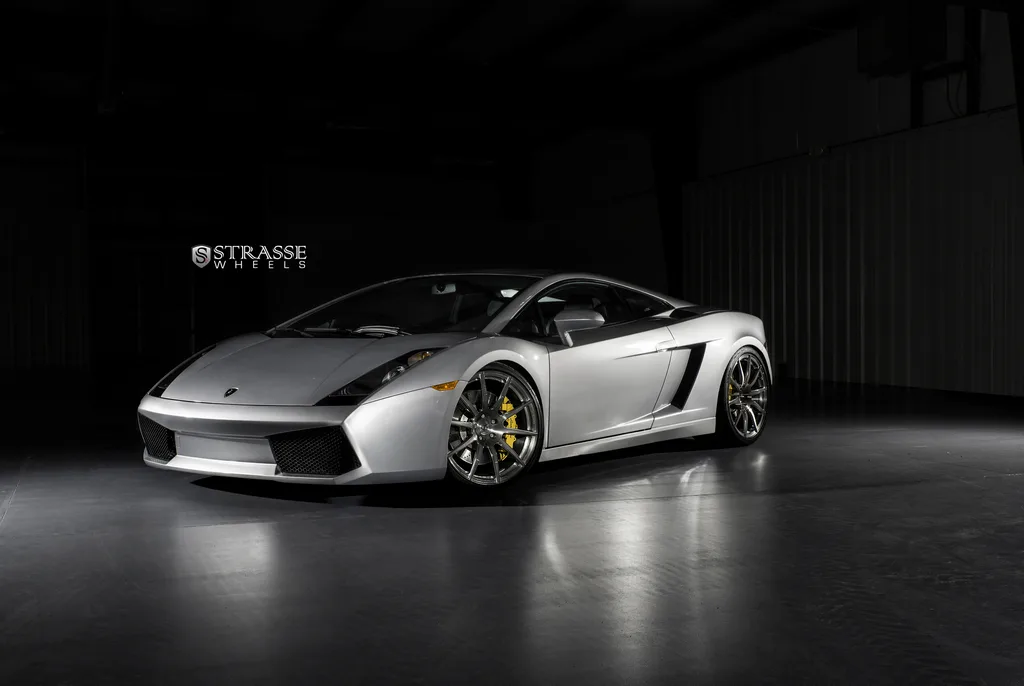Strasse R10 Deep Concave Monoblock on Lamborghini Gallardo (2003)