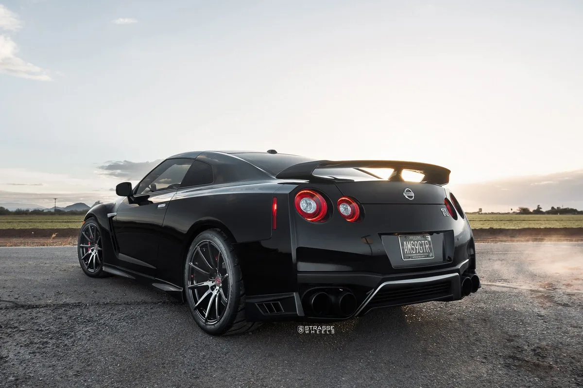 Strasse R10 Deep Concave Monoblock on Nissan GT-R R35.2, photo 7
