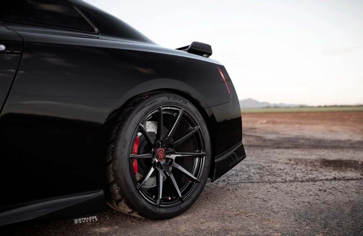Strasse R10 Deep Concave Monoblock on Nissan GT-R R35.2, photo 4